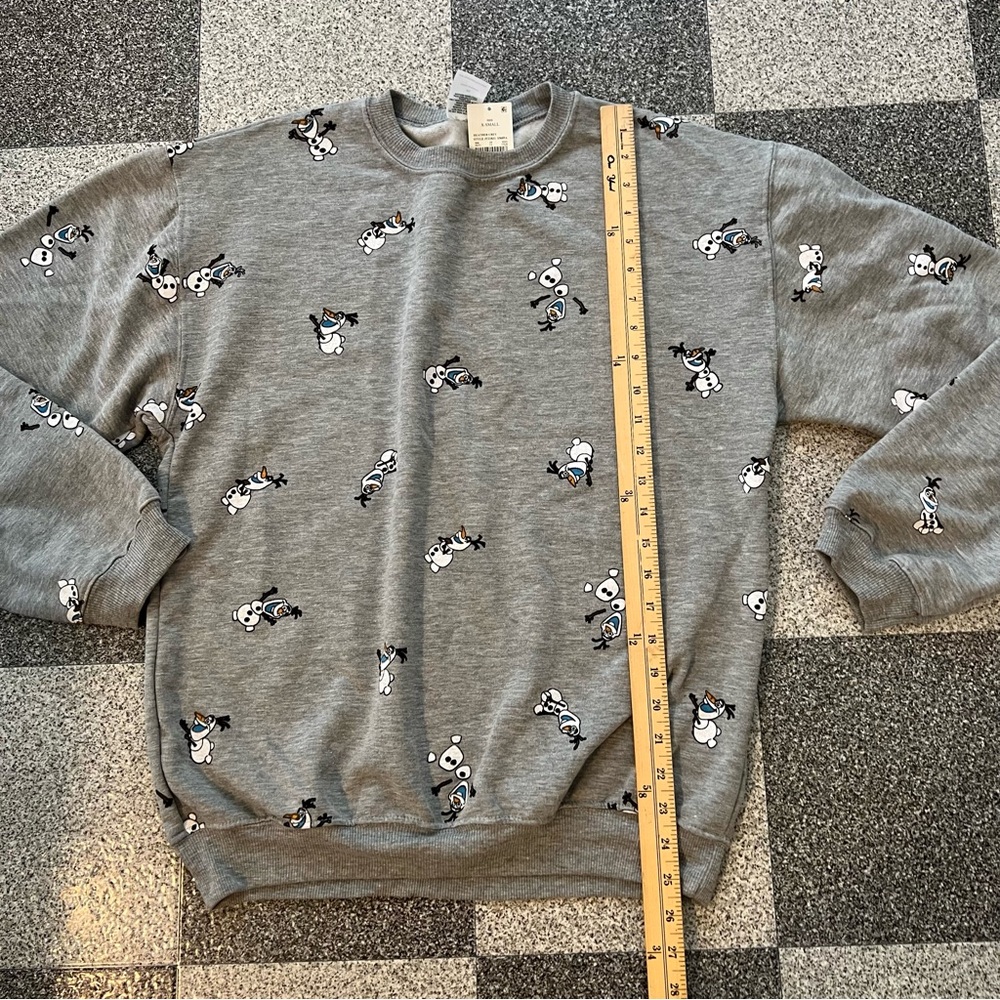 NWT Disney Frozen Olaf Heather Gray Graphic Crew Neck Sweater Size XS - Picture 4 of 8
